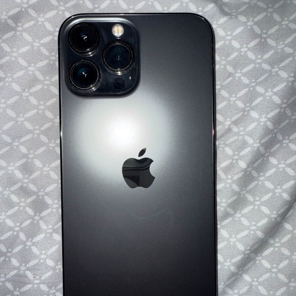 Unlocked IPhone 13 Pro Max